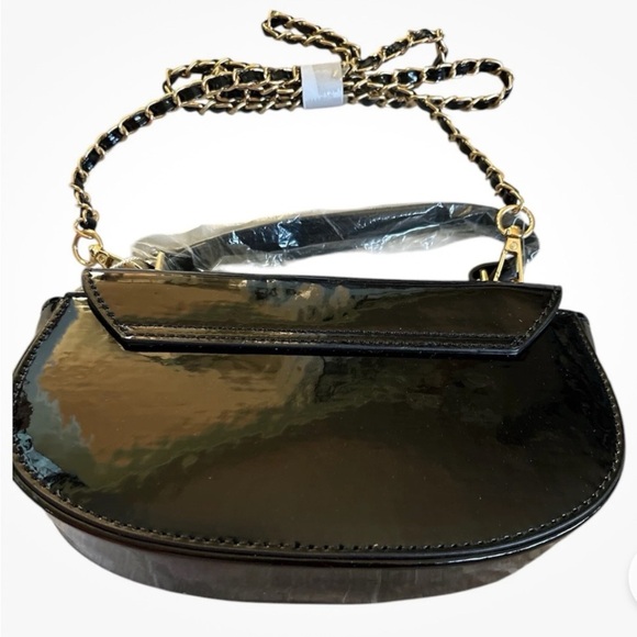 NWT! $210 Elegant Valentino Orlandi Black Patent Leather Crossbody Bag - Picture 2 of 2